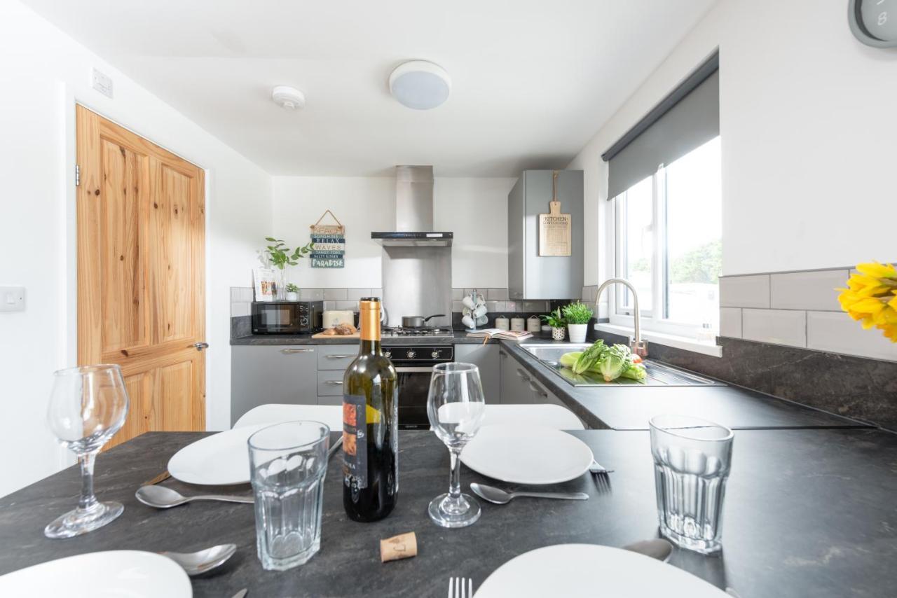 Wheal Rose -Beautifully Fitted Lodge Helston Cornwall Εξωτερικό φωτογραφία